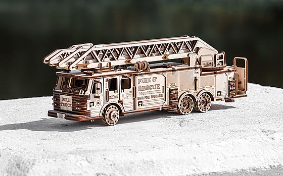 ���� ��� ���� ���� ��� EWA Eco-Wood-Art Fire Truck