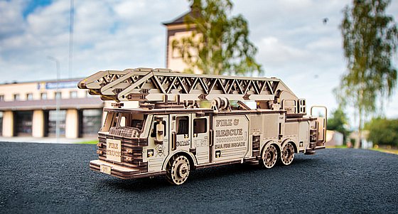 ���� ��� ���� ���� ��� EWA Eco-Wood-Art Fire Truck