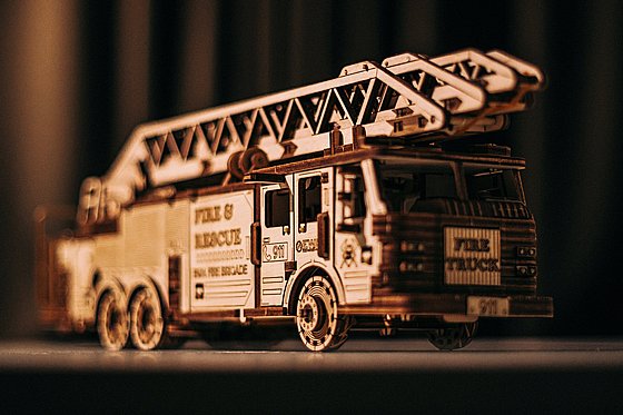 ���� ��� ���� ���� ��� EWA Eco-Wood-Art Fire Truck