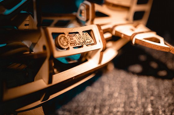 ���� ��� ����� ���� ��� EWA Eco-Wood-Art Airplane