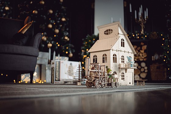 ���� ��� ����� ���� ��� EWA Eco-Wood-Art Doll House