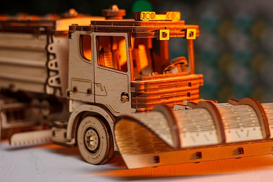 ���� EWA Eco-Wood-Art ��� ���� ���� ��� Snowtruck