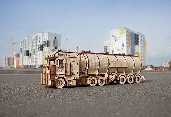 ���� ��� ���� ���� ��� EWA Eco-Wood-Art TRAILER FOR ROAD KING TANK