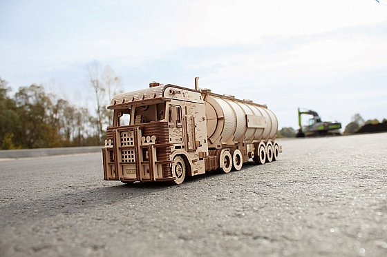 ���� ��� ���� ���� ��� EWA Eco-Wood-Art TRAILER FOR ROAD KING TANK