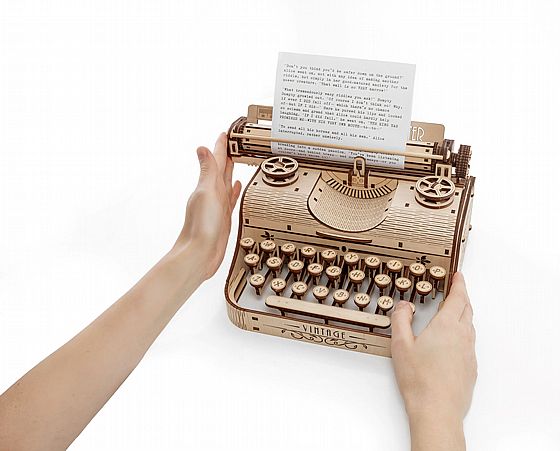 ���� ��� ����� ���� ��� EWA Eco-Wood-Art TYPEWRITER