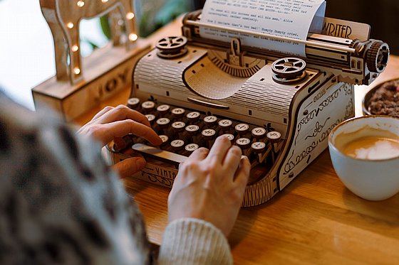 ���� ��� ����� ���� ��� EWA Eco-Wood-Art TYPEWRITER