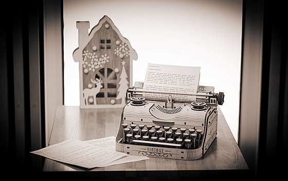 ���� ��� ����� ���� ��� EWA Eco-Wood-Art TYPEWRITER