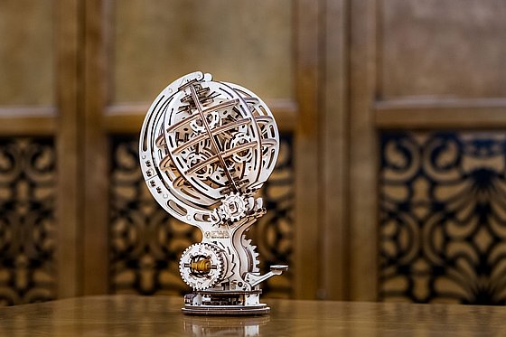 ���� ��� ����� ���� ��� ������ ����� EWA Eco-Wood-Art KINETIC GLOBE