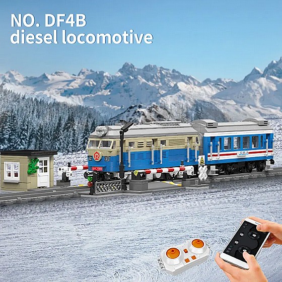 ��� ����� Mould King 12022 DF4B Diesel Locomotive