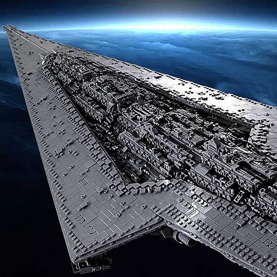 ��� ����� Mould King 13134 Executor Star Dreadnought