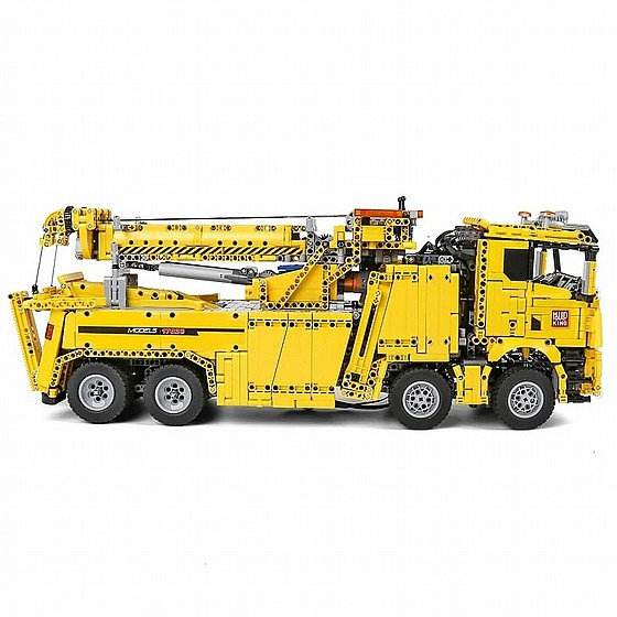 ��� ����� Mould King 17028 RC Road Rescue Vehicle